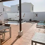 Villa Splendid Casa Papagayo, Heated Pool, Roofterrace With Views And Wifi