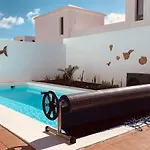 Splendid Casa Papagayo, Heated Pool, Roofterrace With Views And Wifi فيلة بلايا بلانكا